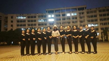 微笑傳遞語言，文明傳播信念——記文學(xué)院秘書學(xué)天使禮儀隊(duì)服務(wù)2017年中國大學(xué)生武術(shù)錦標(biāo)賽